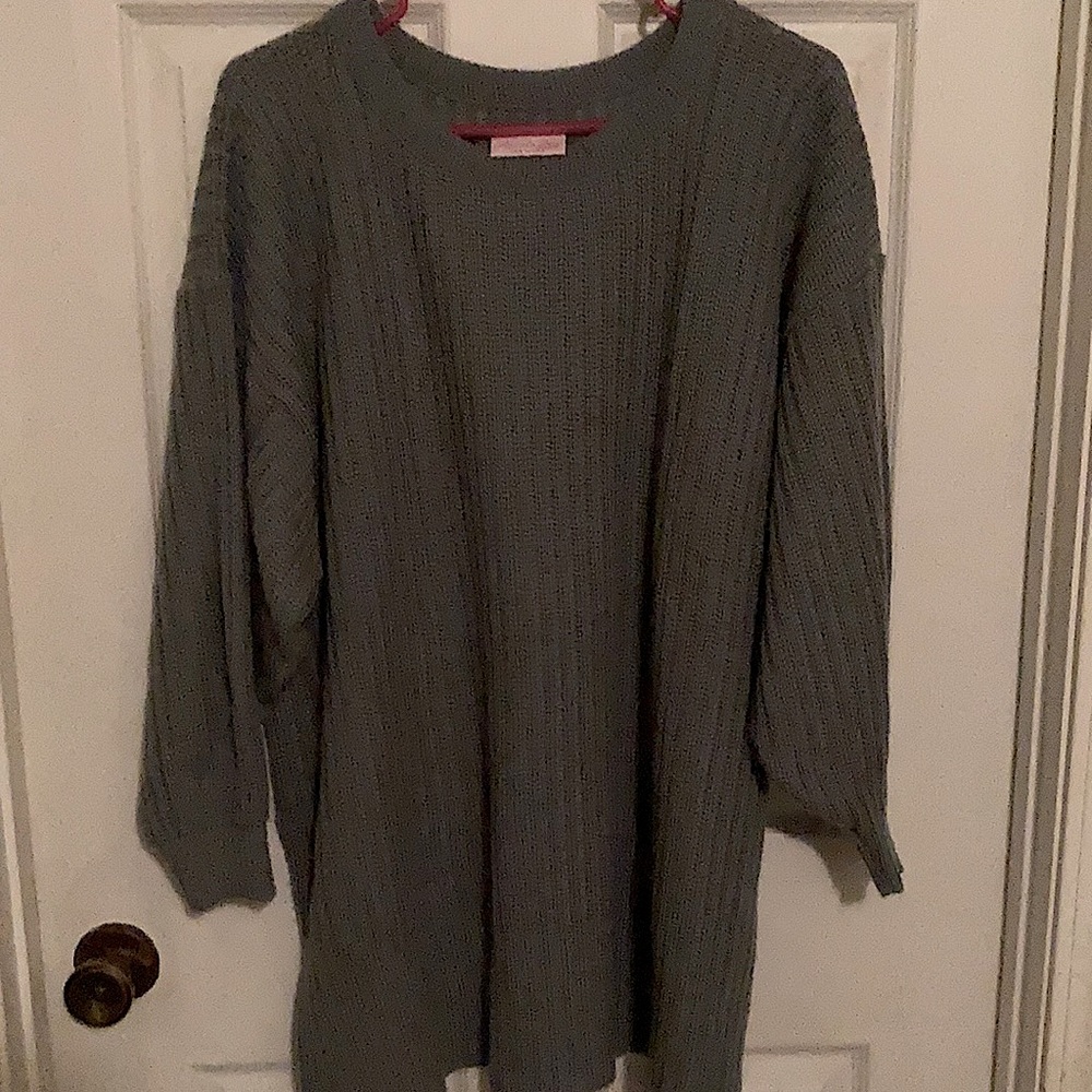 Vintage... Gray Knit Sweater